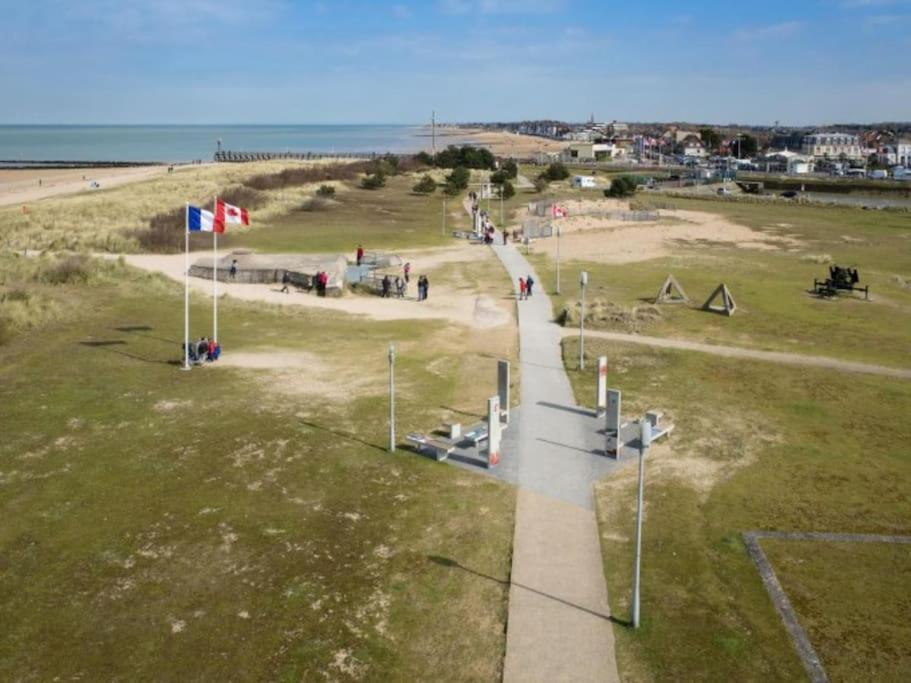 Maisonnette Du Bonheur Courseulles-sur-Mer Eksteriør bilde